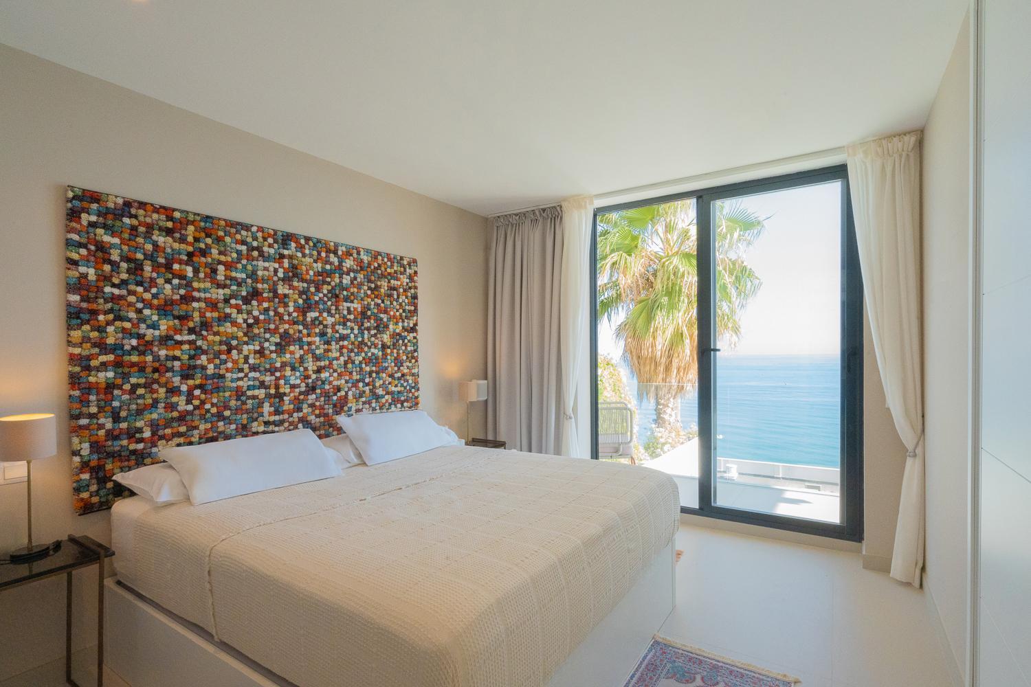Private 250Sqm Garden Duplex, Jacuzzi, Cinema, Sea View Escape Apartment Torremolinos Exterior photo