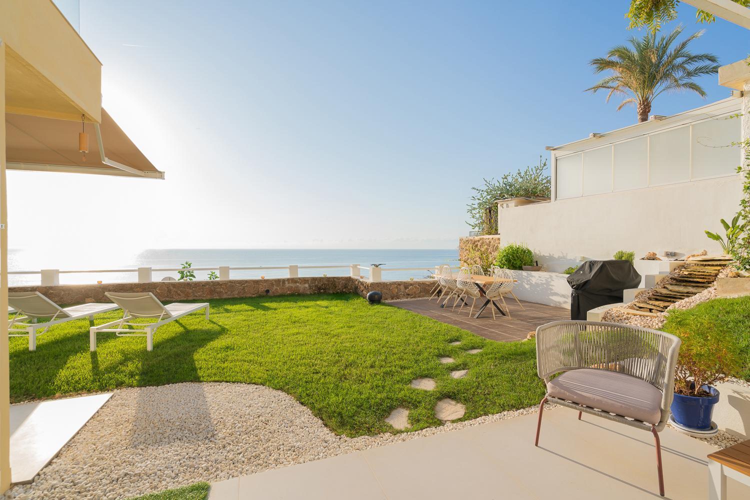Private 250Sqm Garden Duplex, Jacuzzi, Cinema, Sea View Escape Apartment Torremolinos Exterior photo